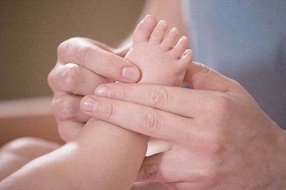 Massage treatment of bunions in children